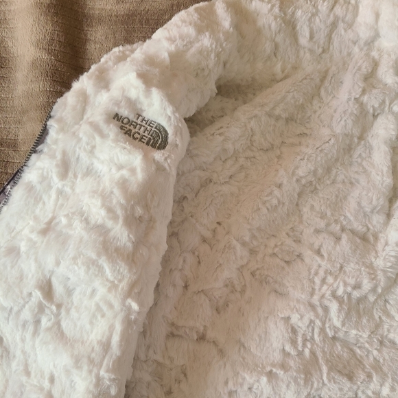 North Face Reversible Jacket - Picture 3 of 5